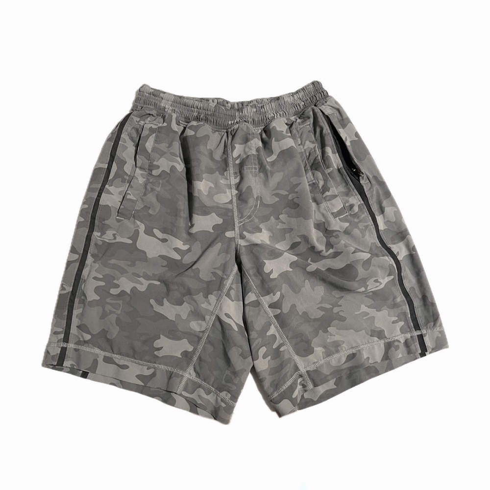 Lululemon Mens Pace Breaker Shorts Camo